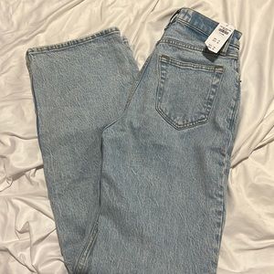 Abercrombie curve love ‘90s relaxed jean NEW WITH TAGS